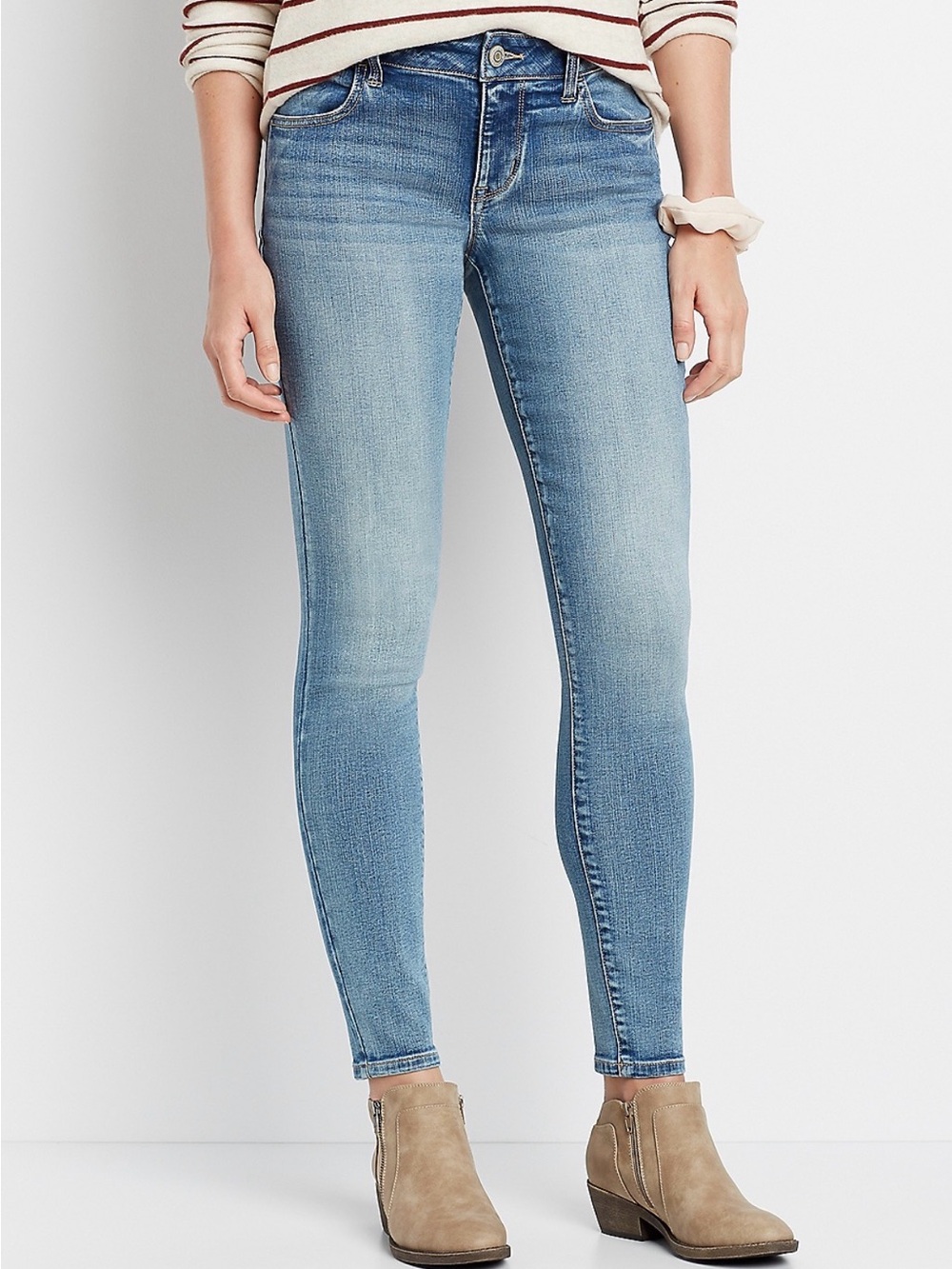 Maurice’s Light Wash Mid rise Skinny Jean Stretch Jeggings